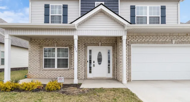 $1,995 | 1629 Kestrel Drive, Clarksville, TN 37040