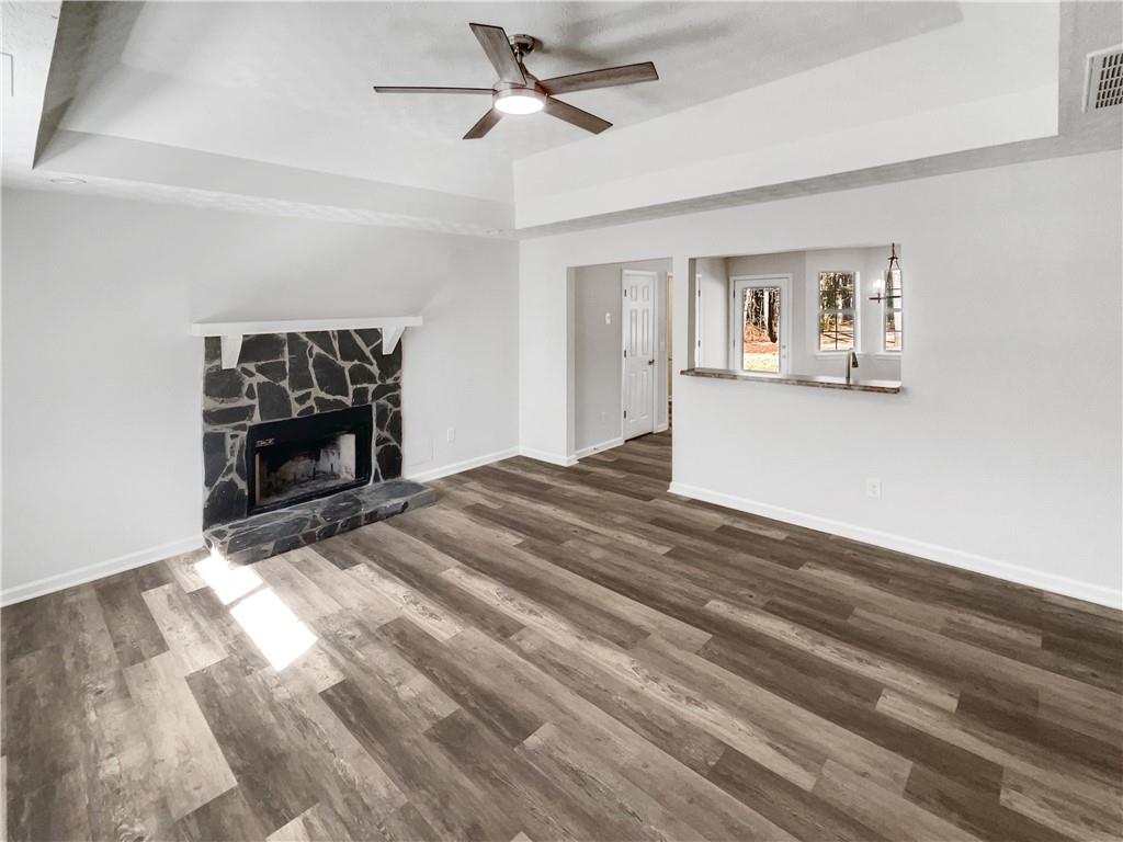 24 Chelsea Lane Grantville, GA 30220 - Photo 4 of 20 a bedroom with a bed and a ceiling fan