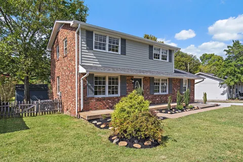 $389,500 | 3108 Boulder Park Drive, Nashville, TN 37214