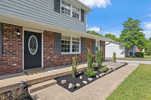 $389,500 | 3108 Boulder Park Drive, Nashville, TN 37214