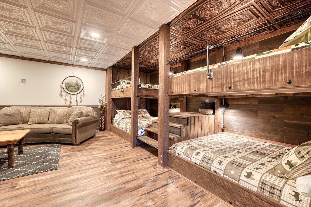 103 Wisteria Drive Murphy, NC 28906 - Photo 41 of 62 a living room with furniture