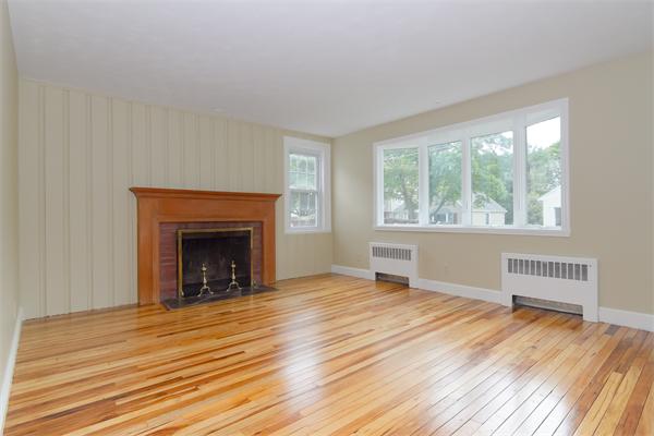 145 Whitman Road Waltham, MA 02453 - Photo 2 of 14 Gallery Image 2