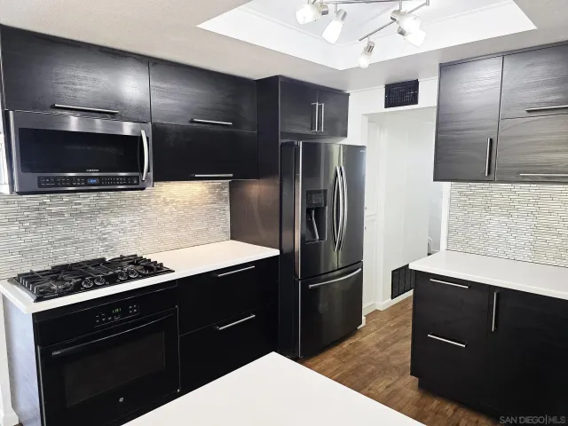 $4,295 | 2230 Ledgeview Lane, Spring Valley, CA 91977