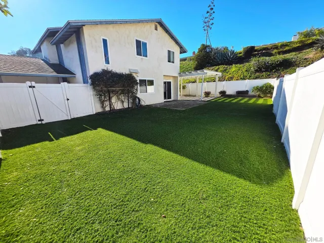 $4,295 | 2230 Ledgeview Lane, Spring Valley, CA 91977