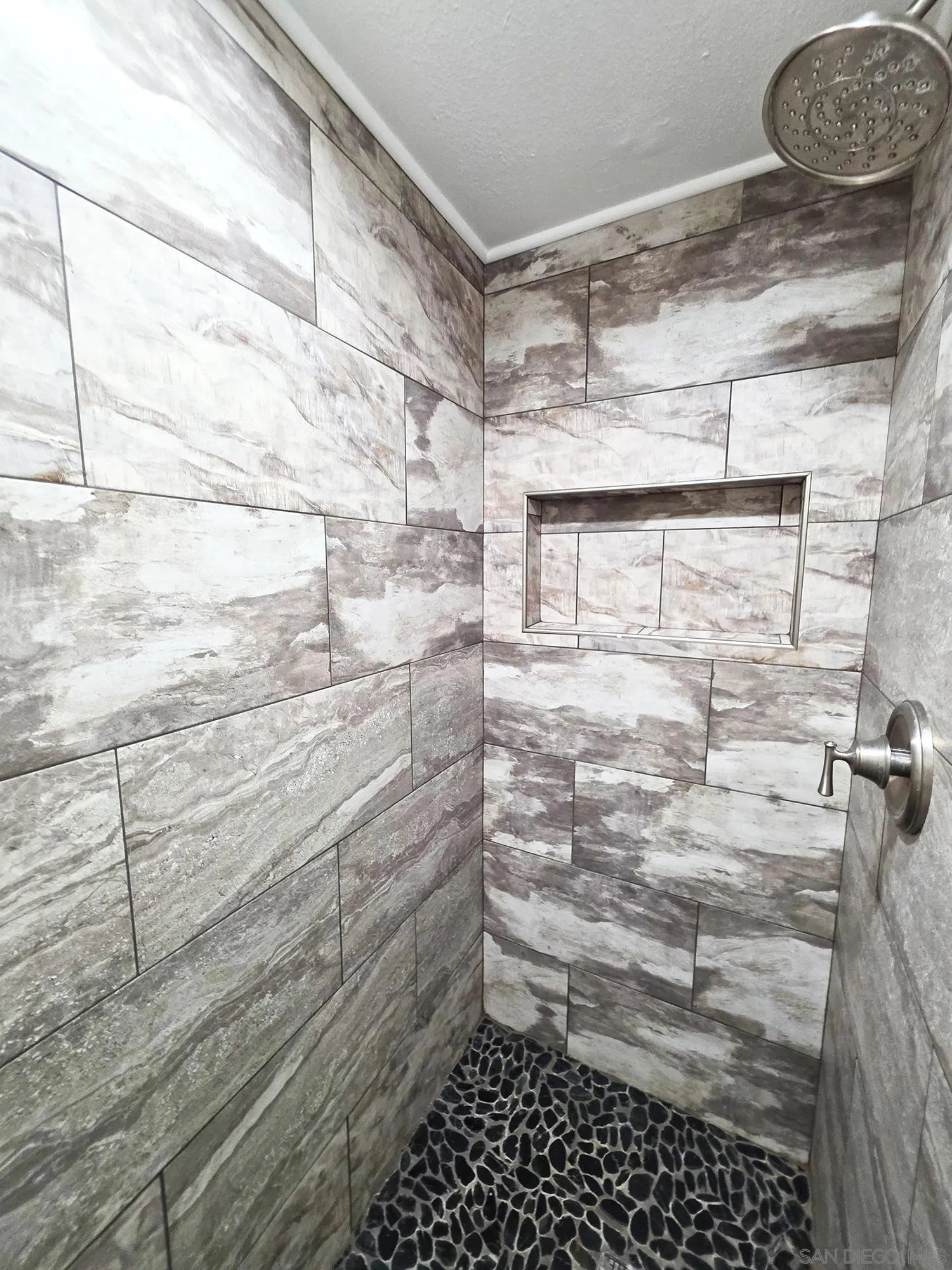 2230 Ledgeview Lane Spring Valley, CA 91977 - Photo 8 of 29