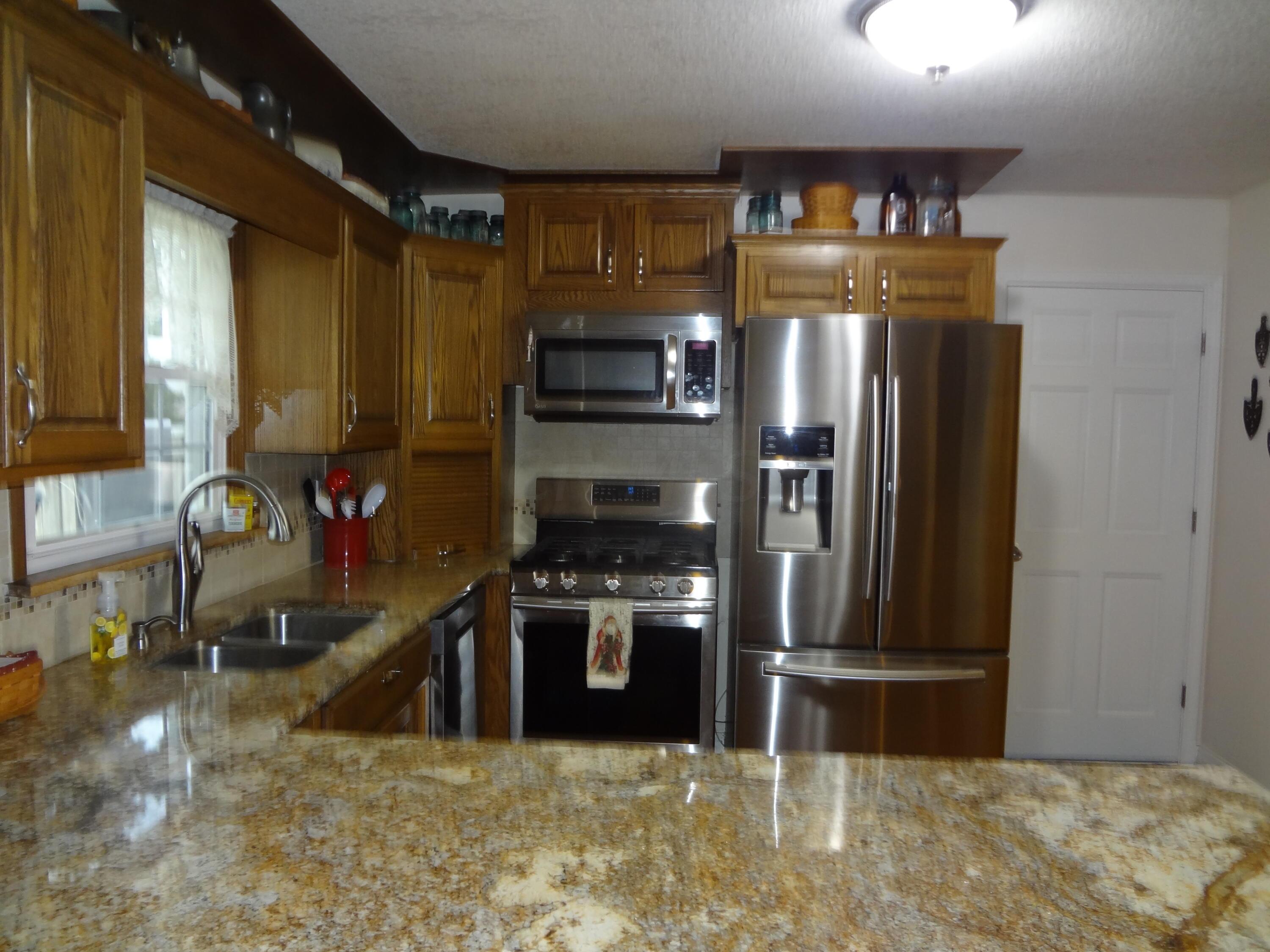 6479 Donn Road Northeast Newark, OH 43055 - Photo 9 of 40 DSC06968
