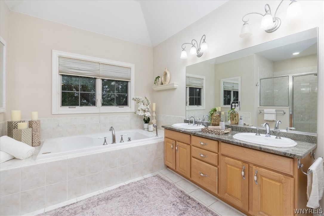 187 South Rockingham Way Amherst, NY 14228 - Photo 15 of 32