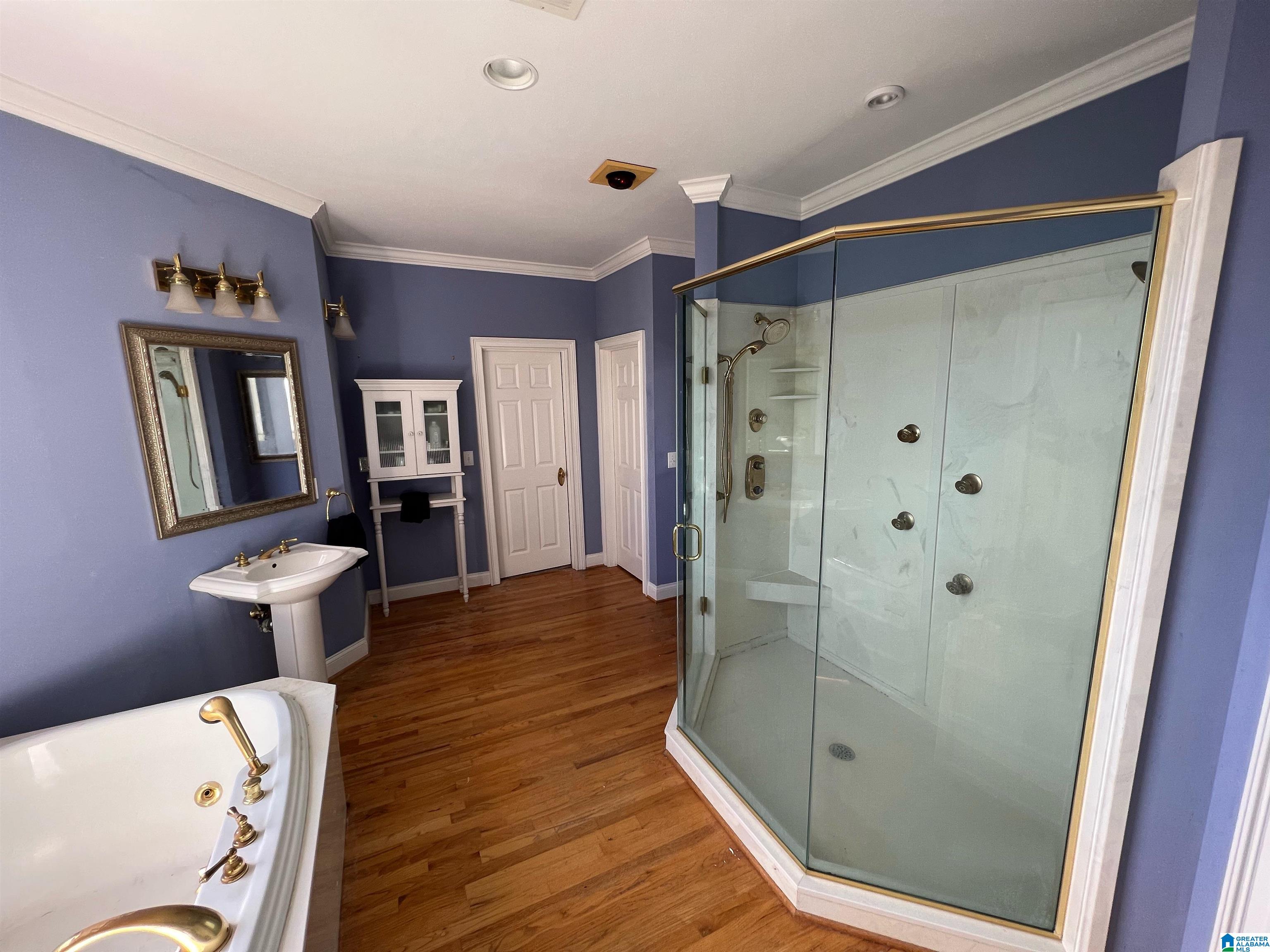717 Shades Crest Road Birmingham, AL 35226 - Photo 8 of 9