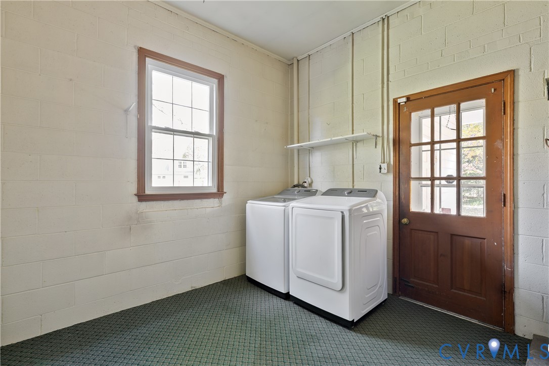 10200 Merrigan Road Richmond, VA 23235 - Photo 23 of 47 a utility room with dryer and washer