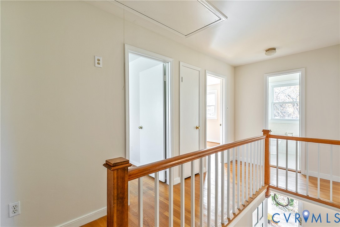 10200 Merrigan Road Richmond, VA 23235 - Photo 29 of 47 a view of a hallway with windows