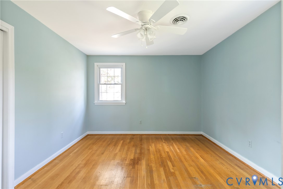 10200 Merrigan Road Richmond, VA 23235 - Photo 41 of 47 an empty room with a window