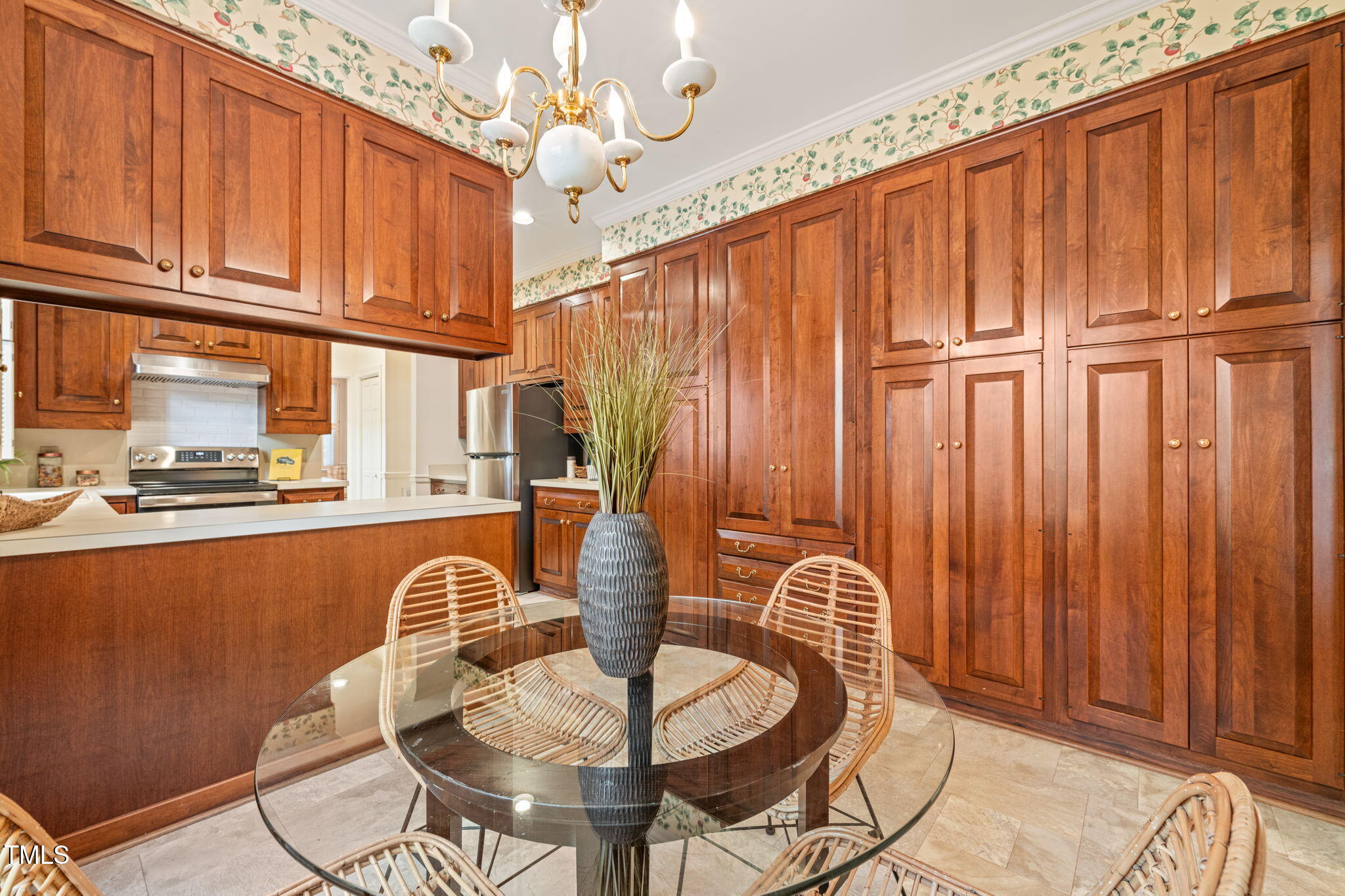 2209 Ridgefield Drive Chapel Hill, NC 27517 - Photo 11 of 57 6-web-or-mls-DSC01797