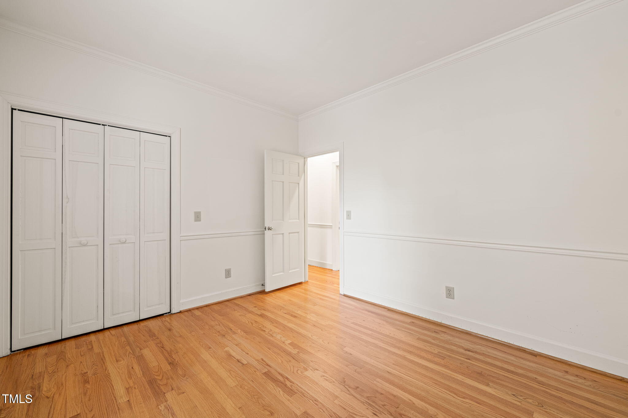 2209 Ridgefield Drive Chapel Hill, NC 27517 - Photo 31 of 57 a view of an empty room
