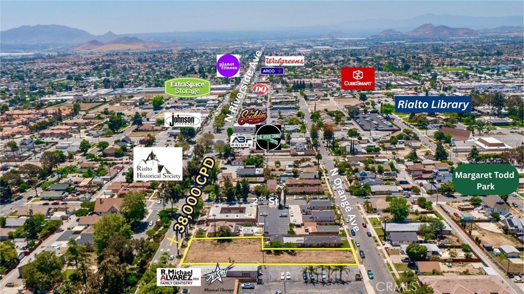210 North Riverside Avenue Rialto, CA 92376 - Photo 3 of 7