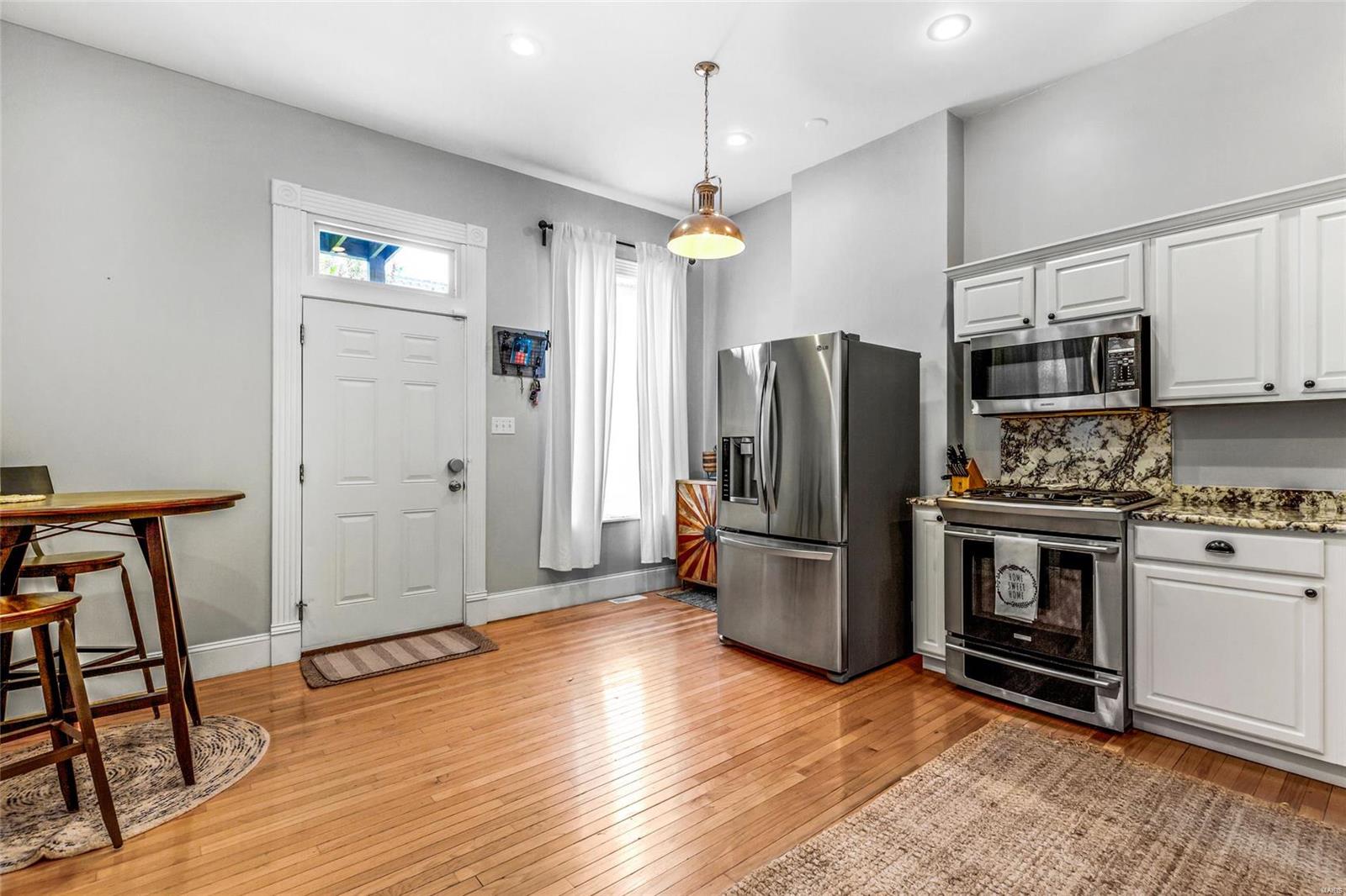 2350 Rutger St. Louis, MO 63104 - Photo 11 of 33