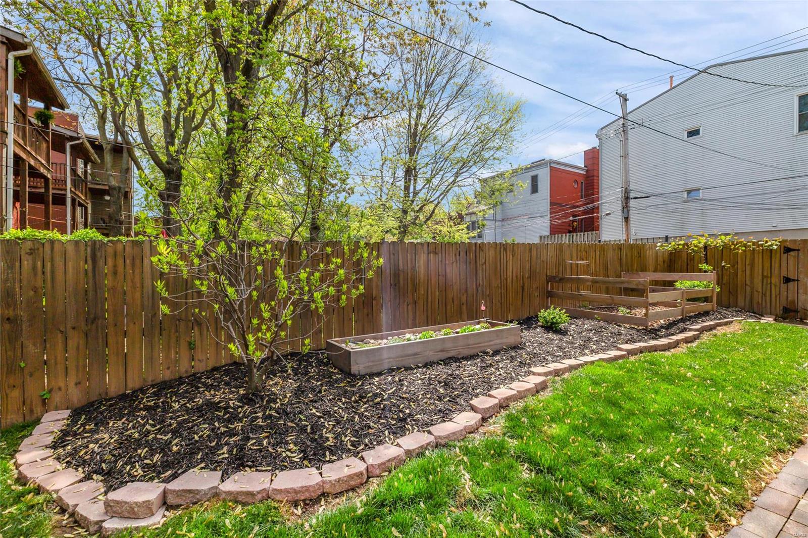 2350 Rutger St. Louis, MO 63104 - Photo 26 of 33
