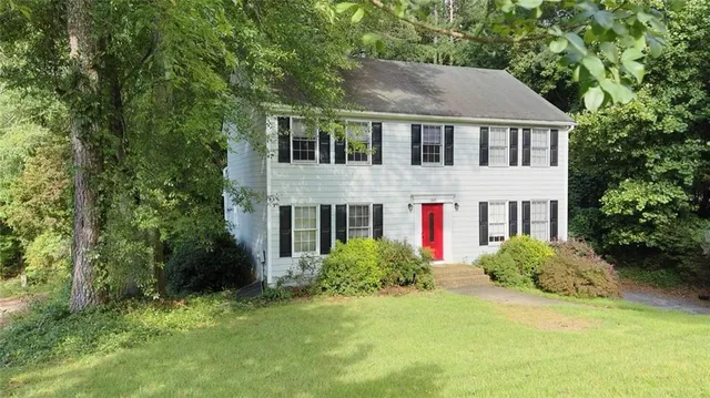 a house view with a garden space