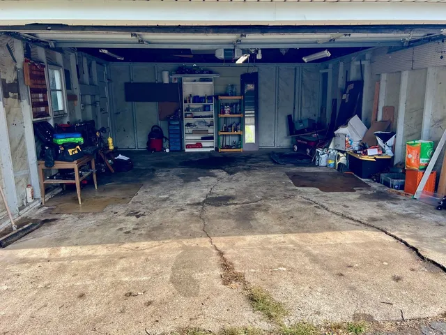 $240,000 | 9611 Merton Avenue, Oak Lawn, IL 60453