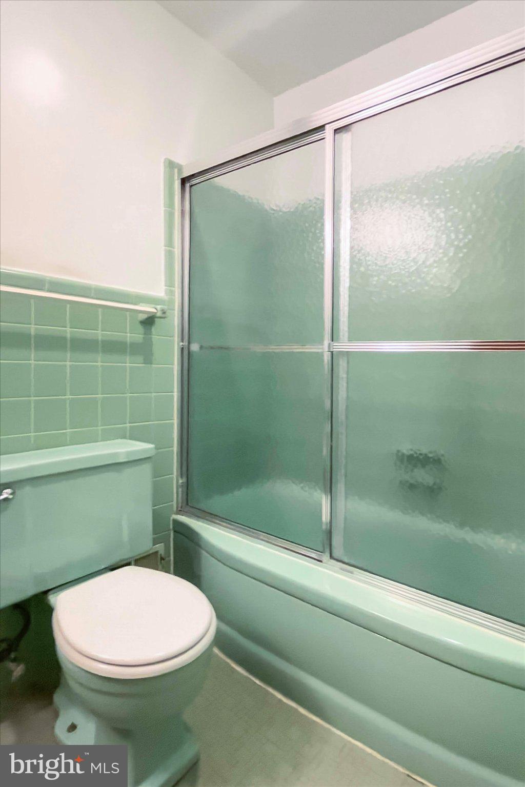 675 Trephanny Lane Wayne, PA 19087 - Photo 17 of 36 a bathroom with a toilet and a shower