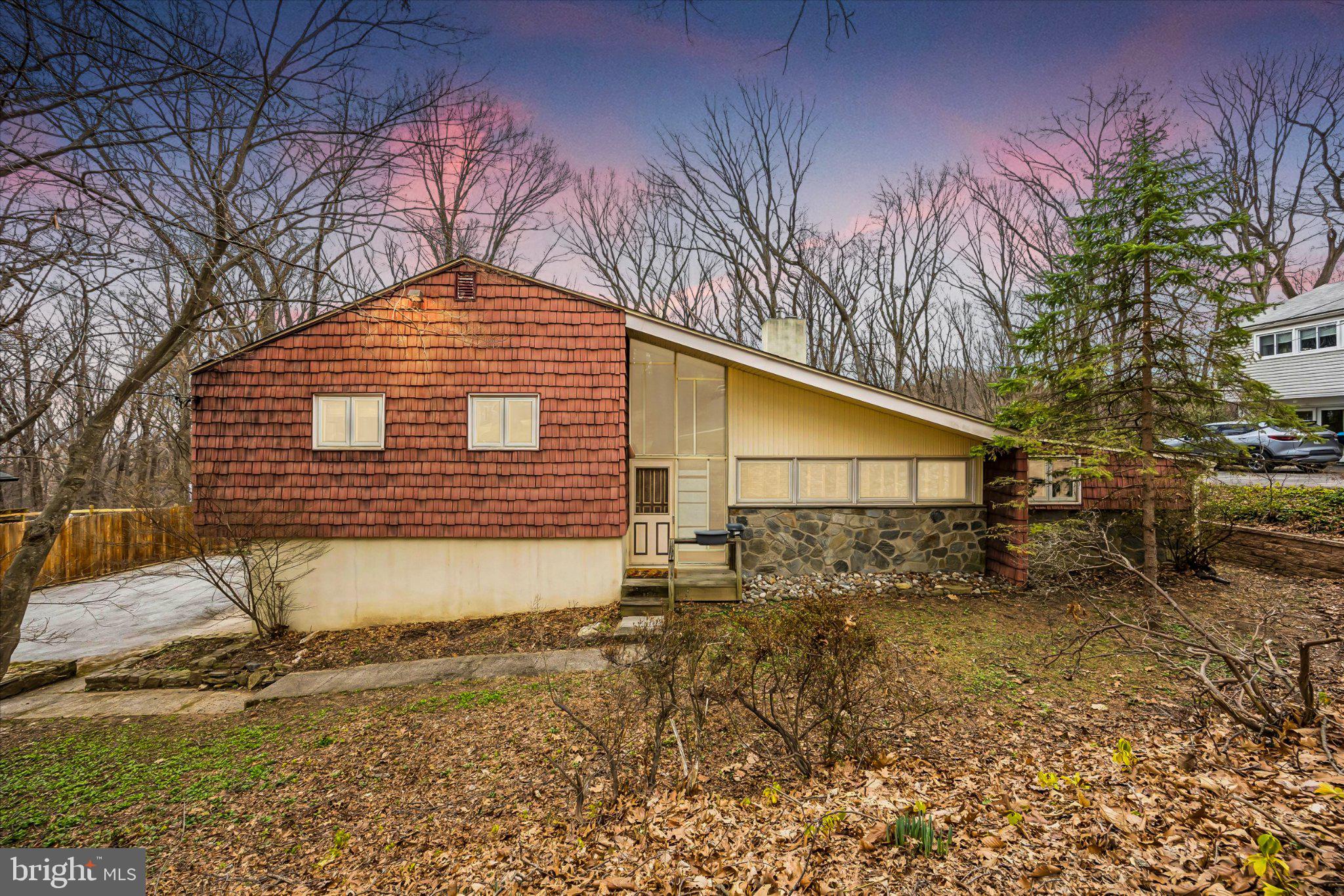 675 Trephanny Lane Wayne, PA 19087 - Photo 36 of 36 a view of backyard of house