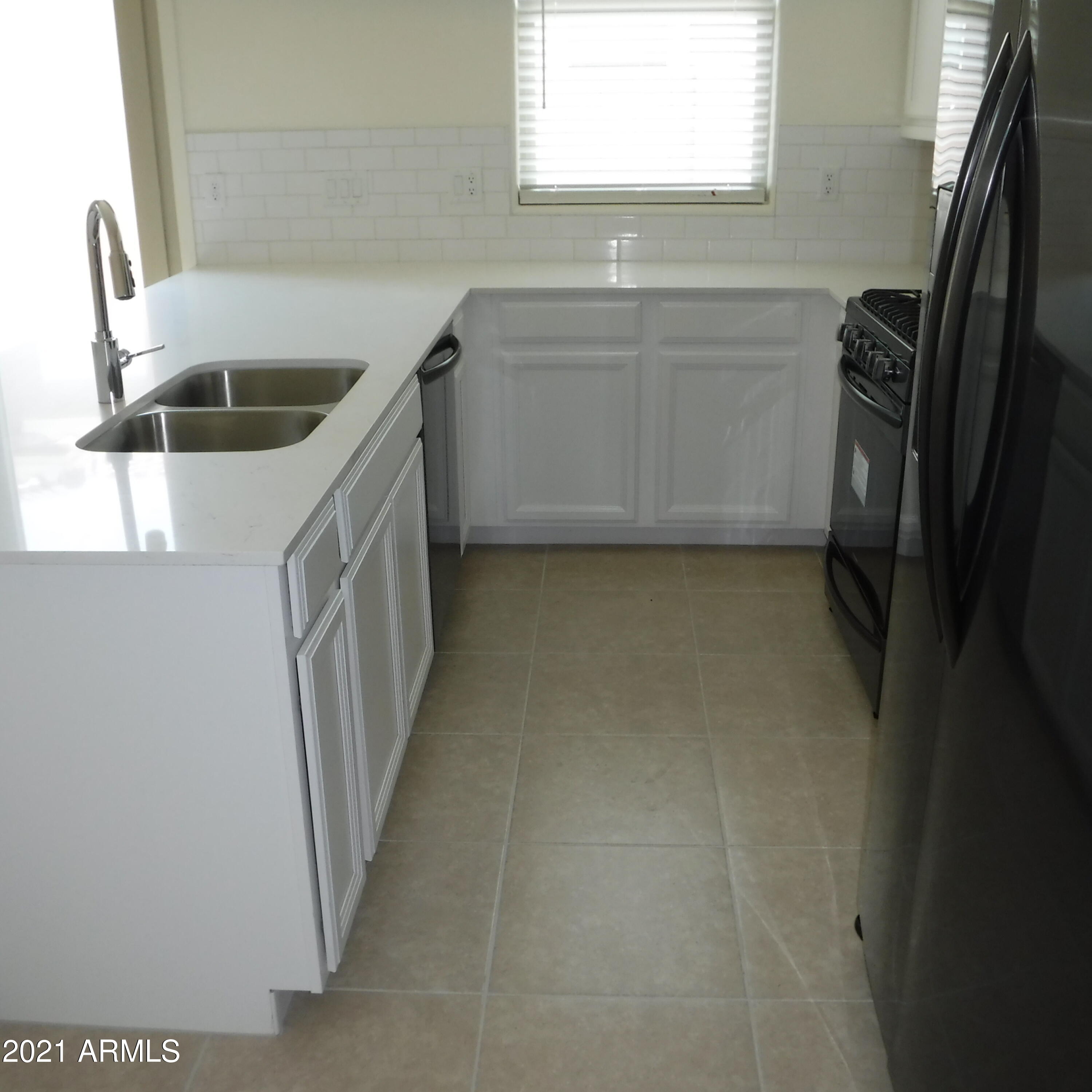 16755 West Sand Hills Road Surprise, AZ 85387 - Photo 22 of 23 DSCF4347