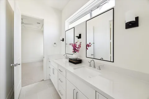 a view of a backyard with garden