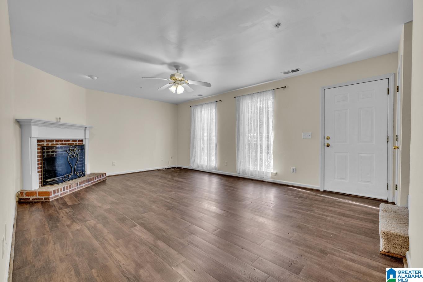 218 Willow Point Circle Alabaster, AL 35007 - Photo 5 of 26