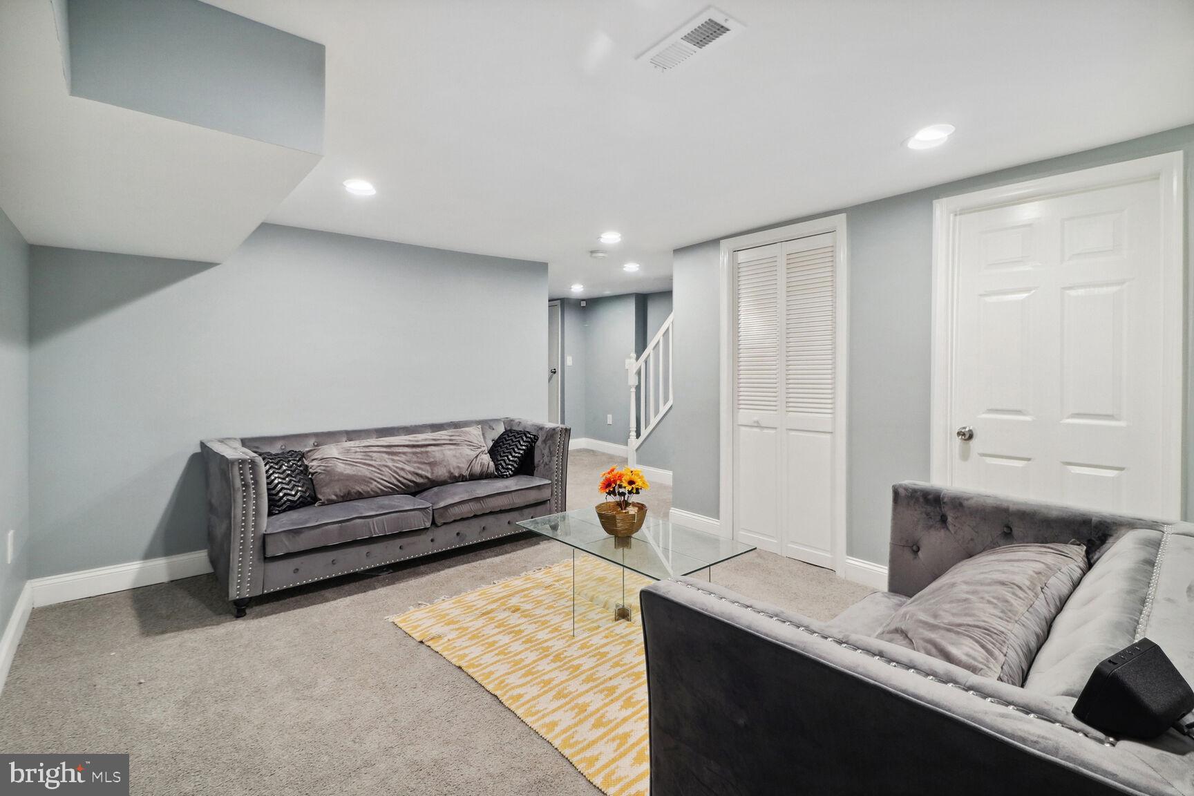 415 Edgewood Street Baltimore, MD 21229 - Photo 15 of 27