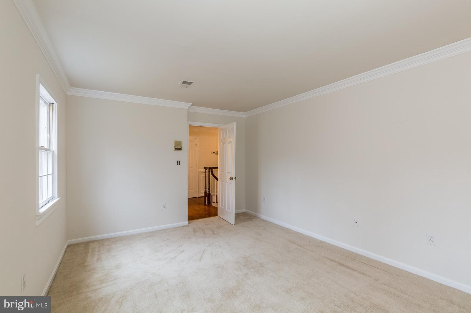 8057 Counselor Road Manassas, VA 20112 - Photo 17 of 37 Gallery Image 17