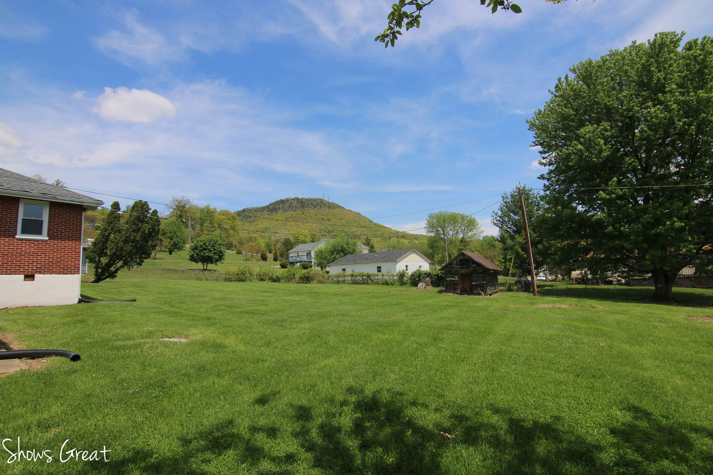 8445 Reservoir Road Roanoke, VA 24019 - Photo 14 of 38 IMG_6311