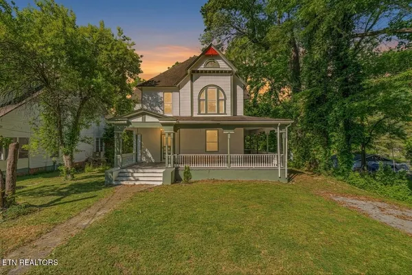$275,000 | 419 West Rockwood Street, Rockwood, TN 37854