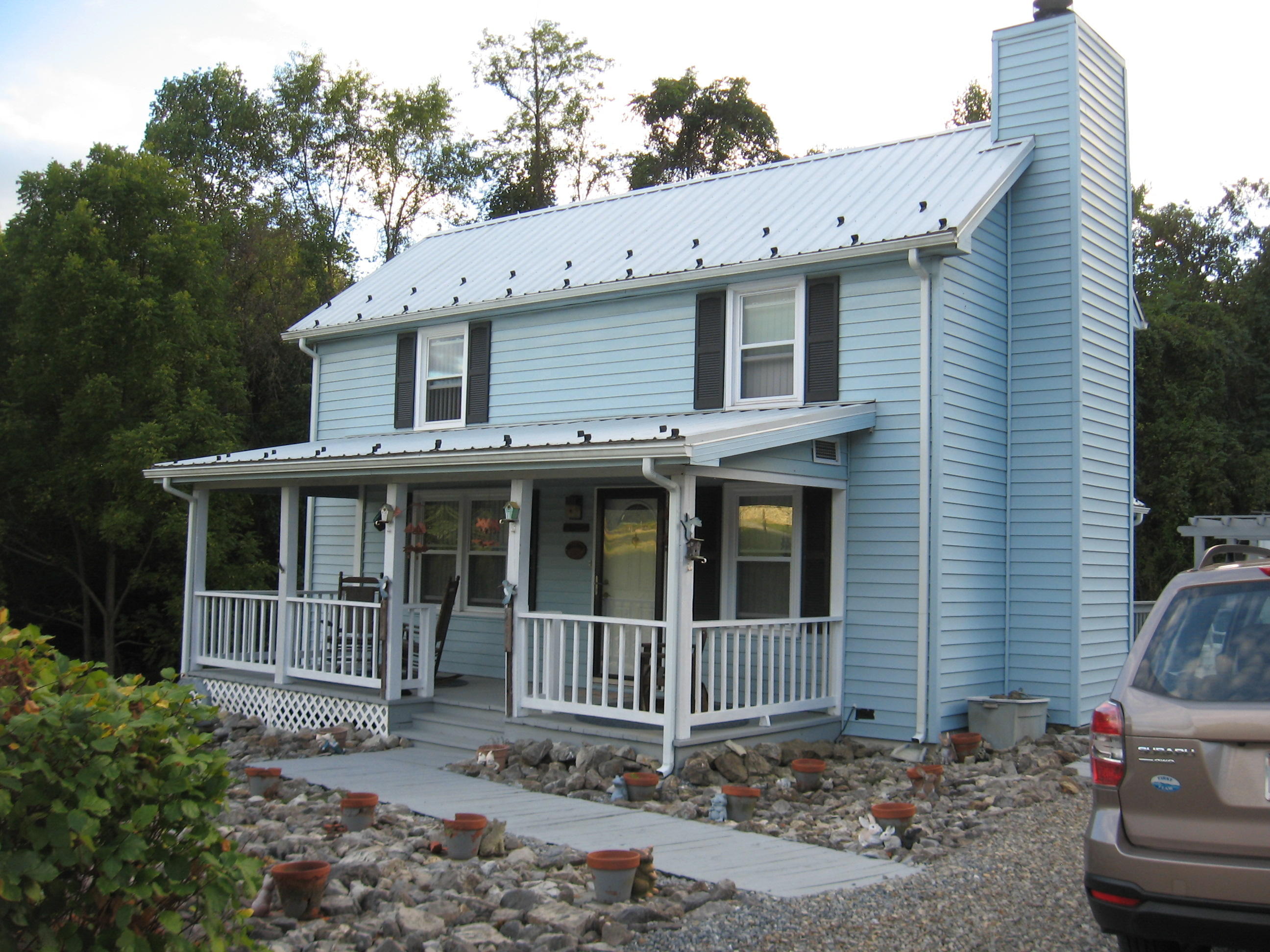 1680 Nemmo Road Vinton, VA 24179 - Photo 1 of 6 IMG_1416