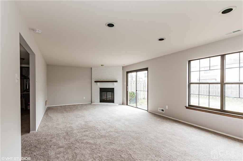 19 Rutledge Court East Brunswick, NJ 08816 - Photo 5 of 25 Gallery Image 5