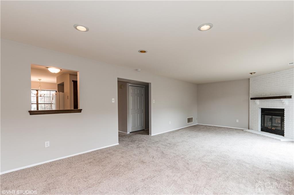 19 Rutledge Court East Brunswick, NJ 08816 - Photo 6 of 25 Gallery Image 6