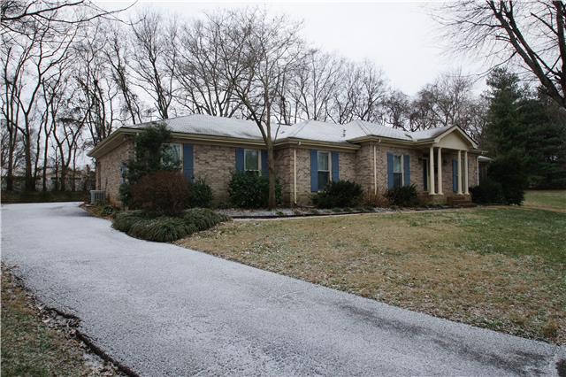 5260 Rustic Way Old Hickory, TN 37138 - Photo 3 of 7 Gallery Image 3