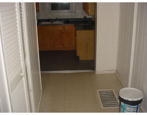 168 Gilbert Avenue Springfield, MA 01119 - Photo 3 of 5 Gallery Image 3