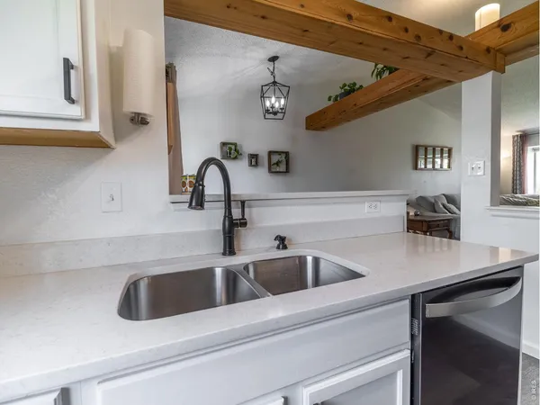 a close view of sink and tap