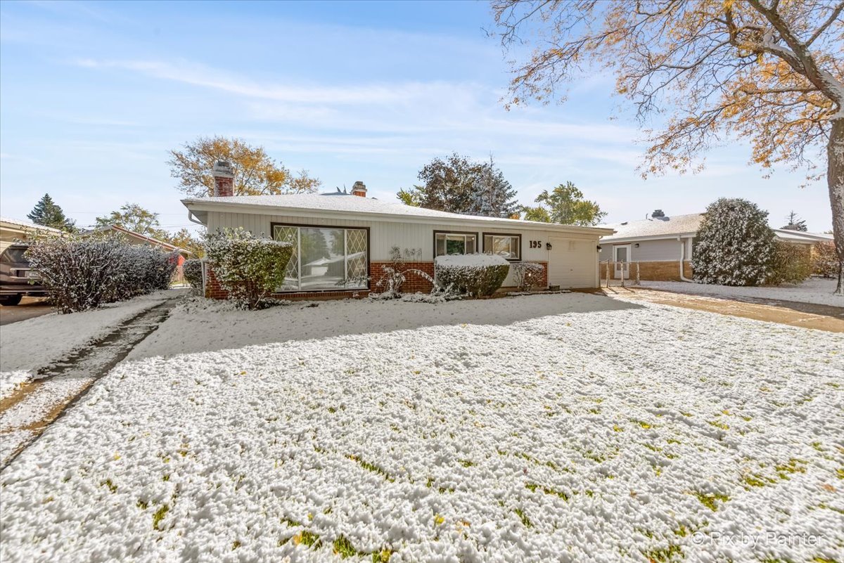 195 Washington Boulevard Hoffman Estates, IL 60169 - Photo 26 of 26 a view of a house with a patio
