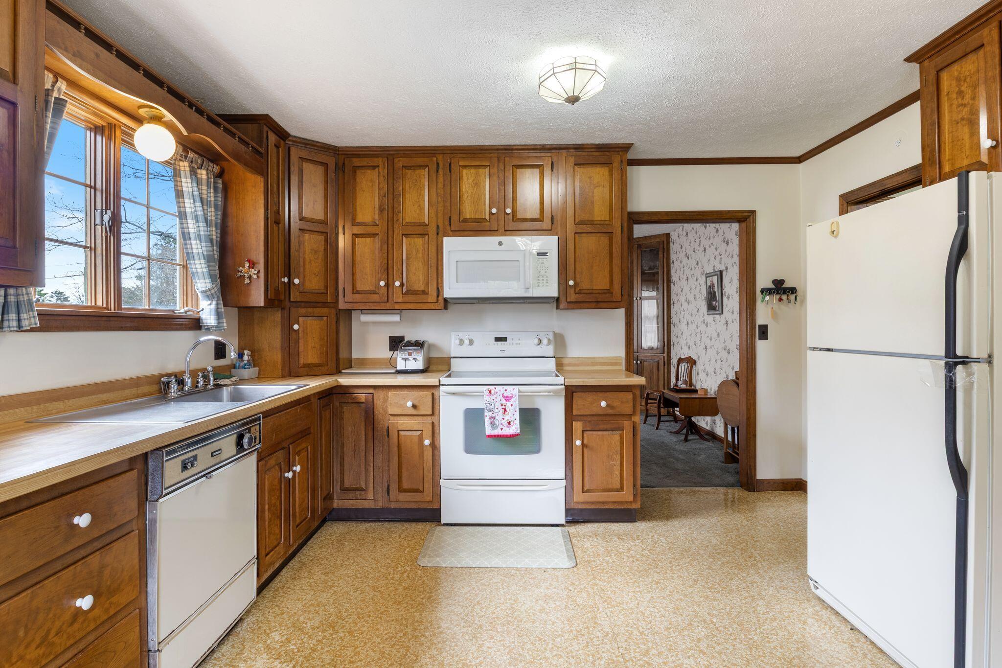 66 Summer Street Porter, ME 04068 - Photo 14 of 41