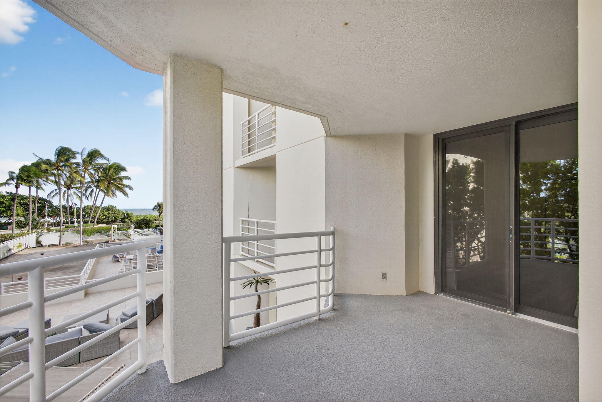 176 Helios Drive, Unit 209 Jupiter, FL 33477 - Photo 38 of 62 47-web-or-mls-5D1A0494