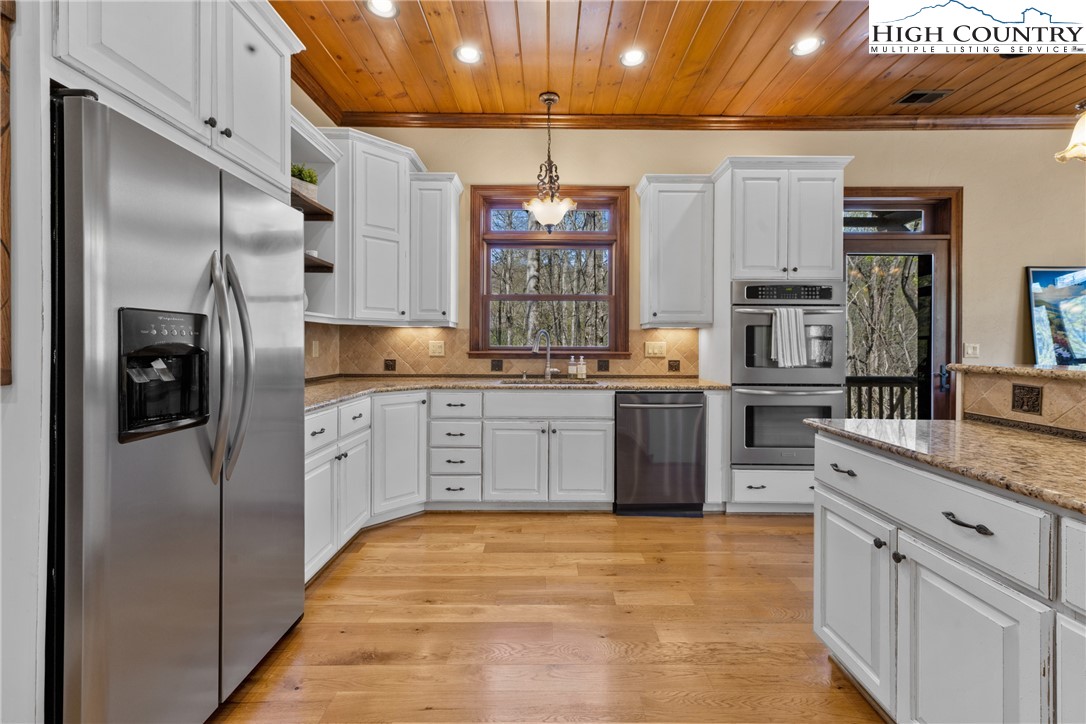 1293 Orchard Lane Boone, NC 28607 - Photo 15 of 48 Gallery Image 15
