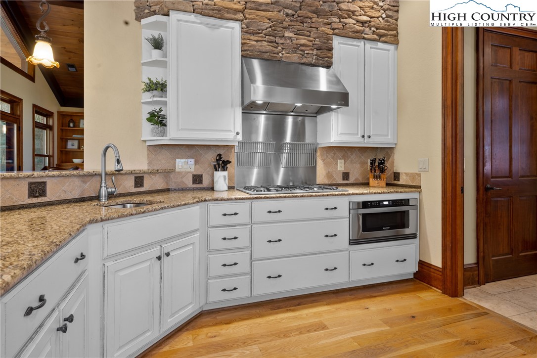 1293 Orchard Lane Boone, NC 28607 - Photo 16 of 48 Gallery Image 16