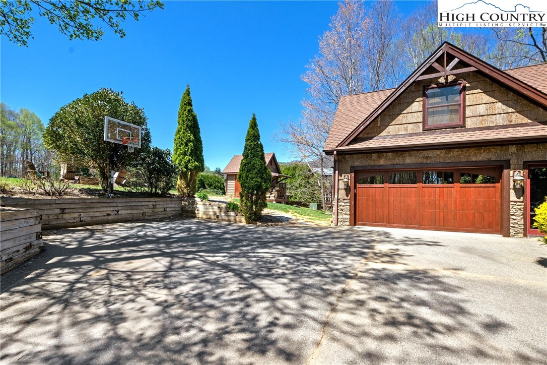 1293 Orchard Lane Boone, NC 28607 - Photo 41 of 48 Gallery Image 41