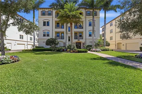 $1,175,000 | 16378 Viansa Way, Unit 202, Naples, FL 34110