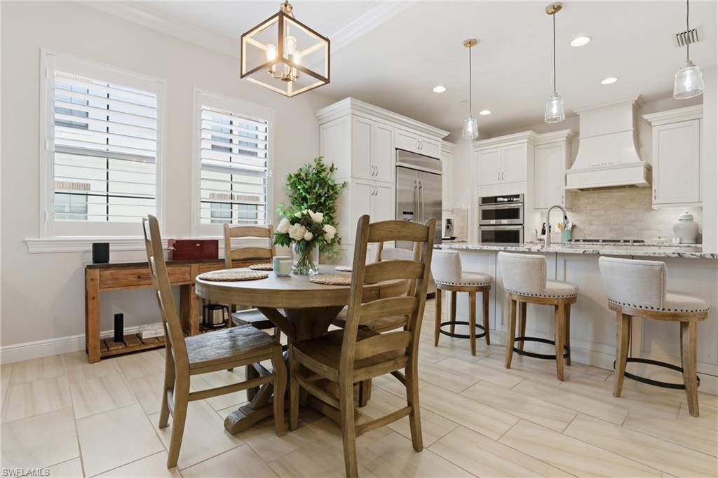 16378 Viansa Way, Unit 202 Naples, FL 34110 - Photo 5 of 26