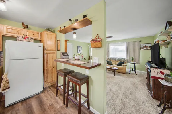 $279,900 | 302 Hillsdale Street, Jackson, MI 49202