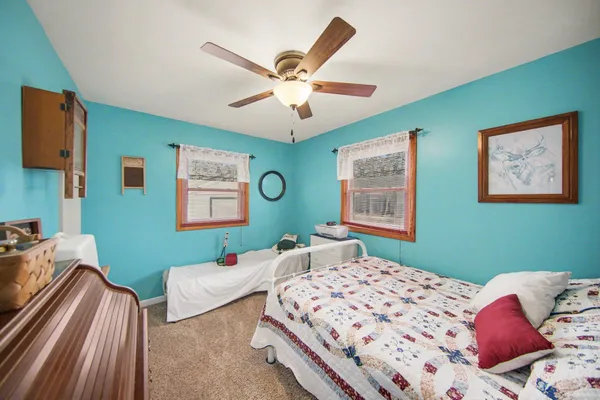 $279,900 | 302 Hillsdale Street, Jackson, MI 49202