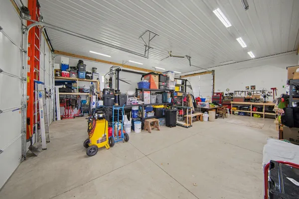 $279,900 | 302 Hillsdale Street, Jackson, MI 49202