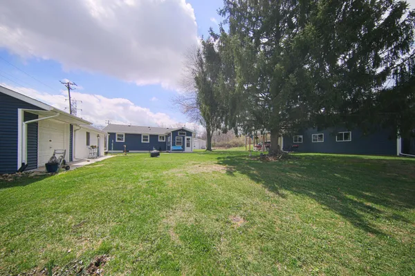 $279,900 | 302 Hillsdale Street, Jackson, MI 49202