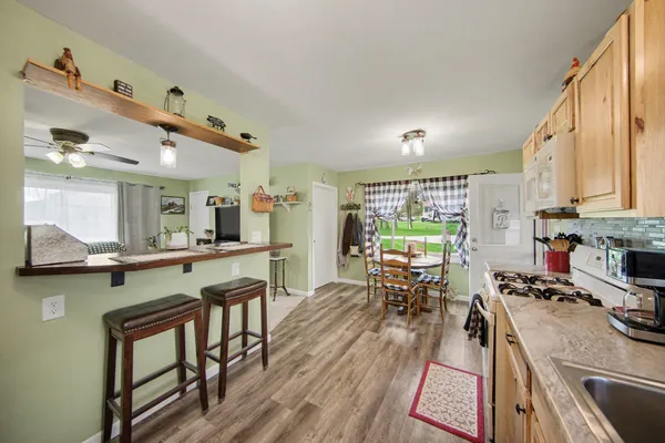 $279,900 | 302 Hillsdale Street, Jackson, MI 49202
